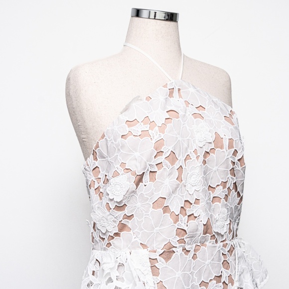 Elliatt Seafarer White Lace Halter Neck Mini Dress XL - Picture 10 of 15
